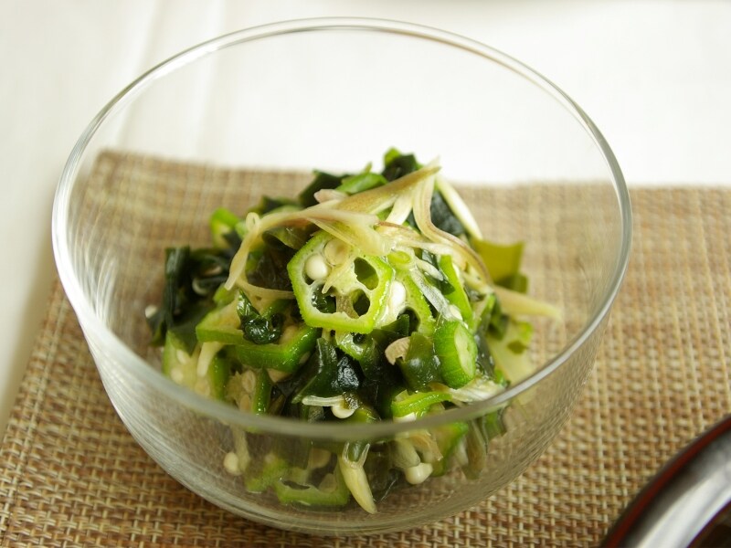 オクラとワカメのわさび酢和え