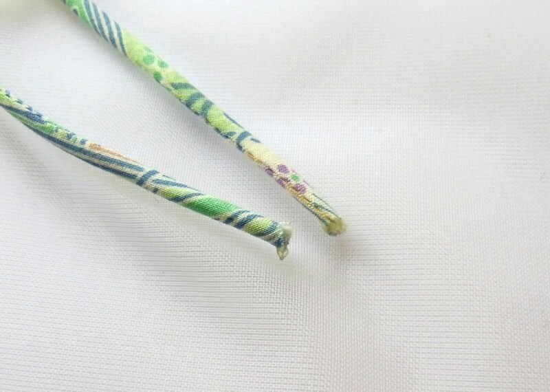 リバティコードはボンドをつけてほつれ防止