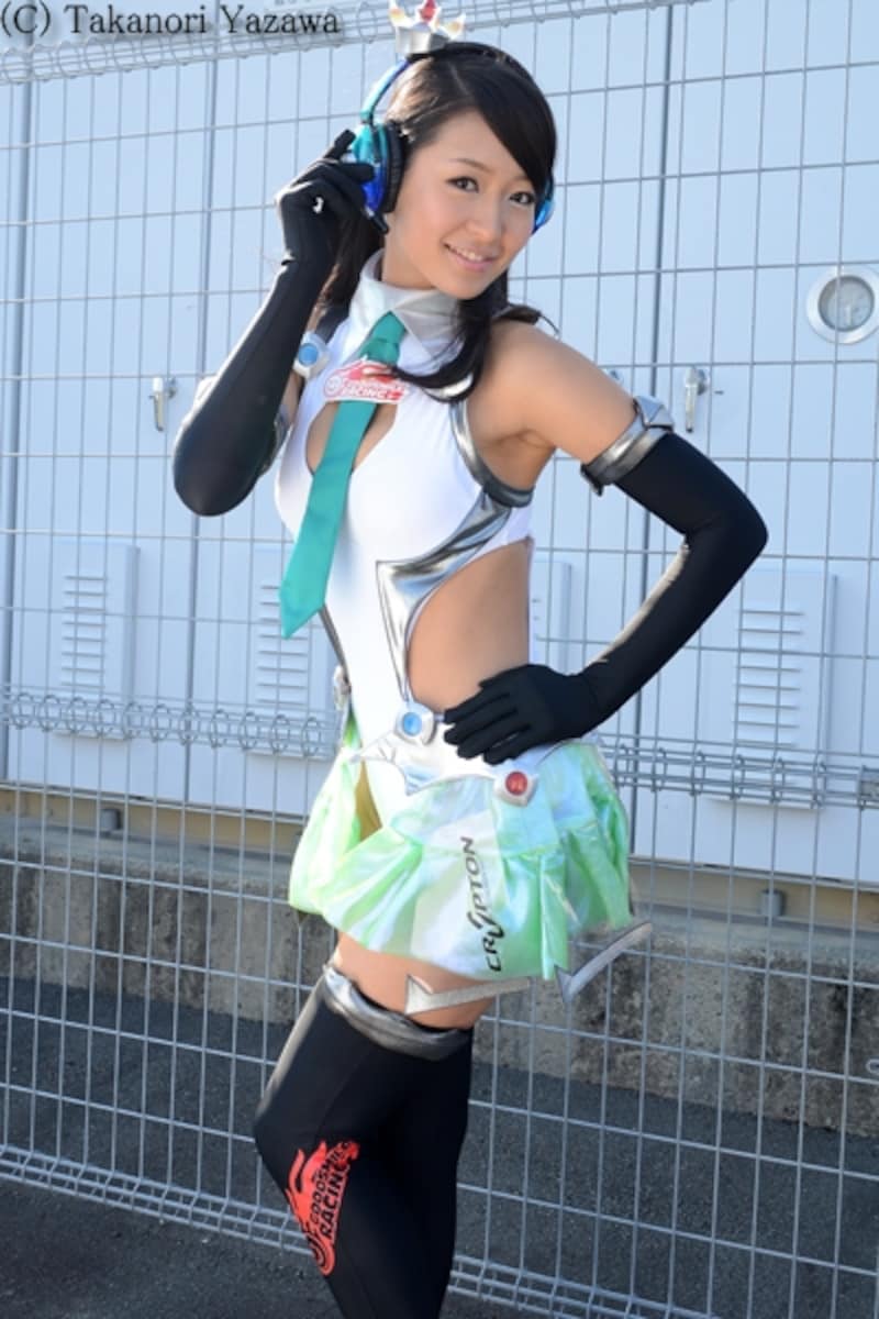 石黒エレナ／レーシングミクサポーターズ