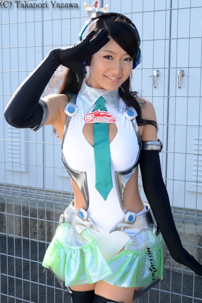 石黒エレナ／レーシングミクサポーターズ