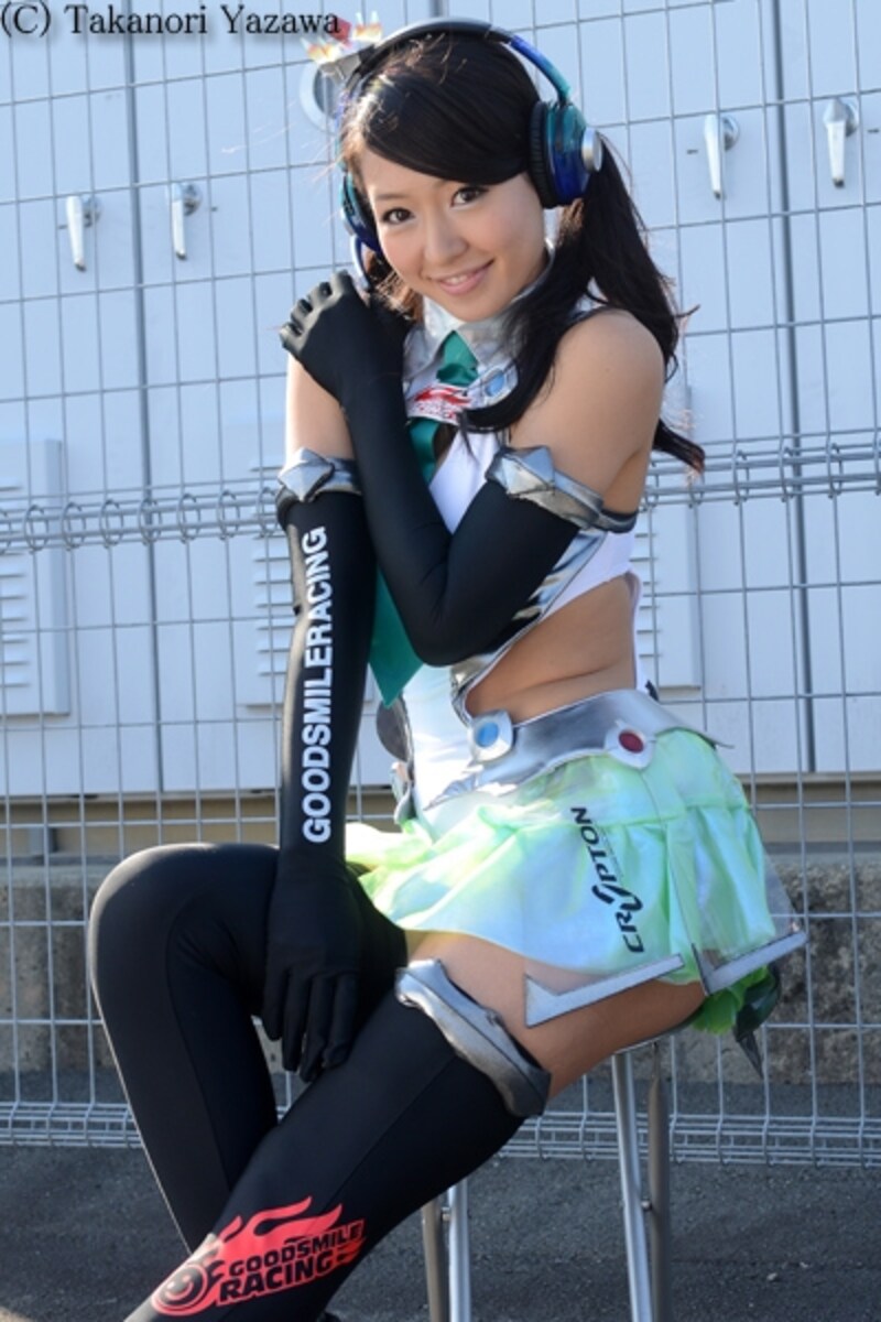 石黒エレナ／レーシングミクサポーターズ