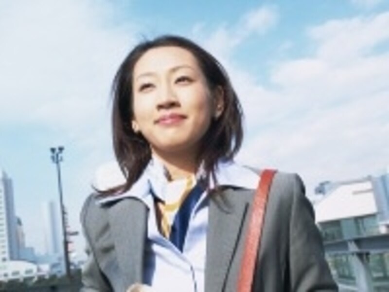 ピアスと女性
