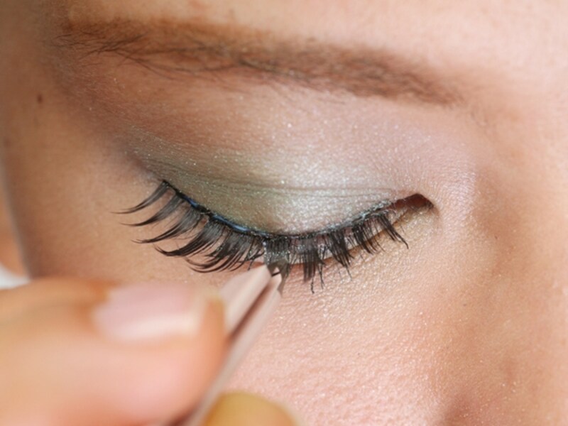 ピンセットを使用すると簡単!