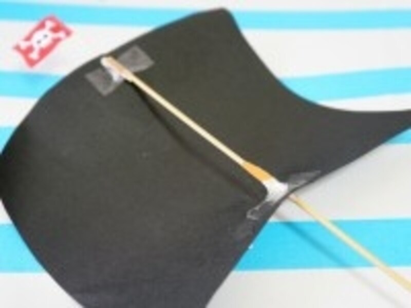 帆をしならせる