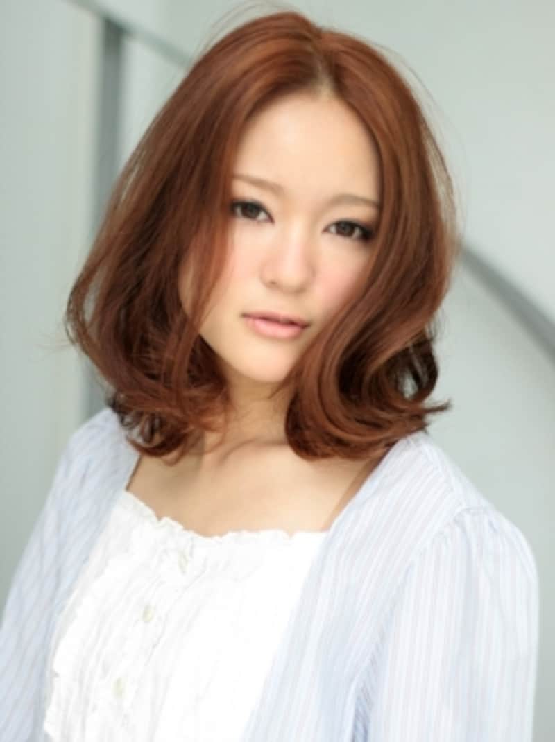 オフィスに映えるミディアムヘア ヘアスタイル 髪型 All About オフィスに映えるミディアムヘア ヘアスタイル 髪型 All About