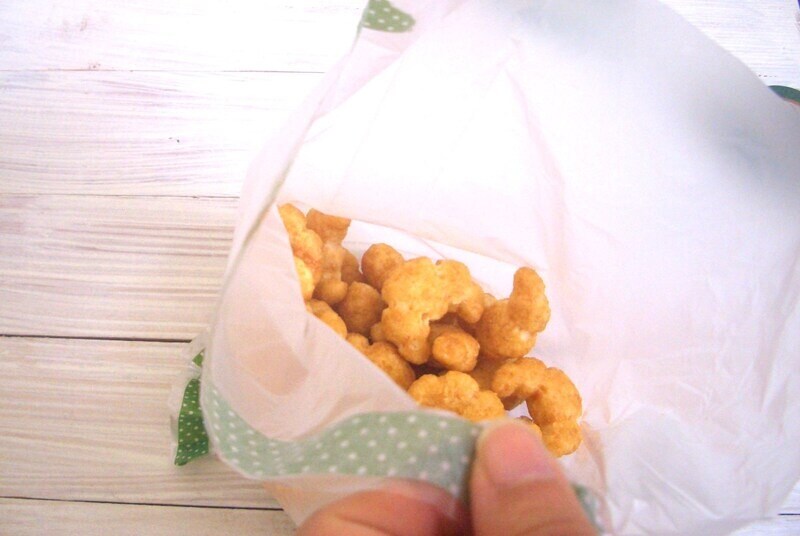 スナックを入れる