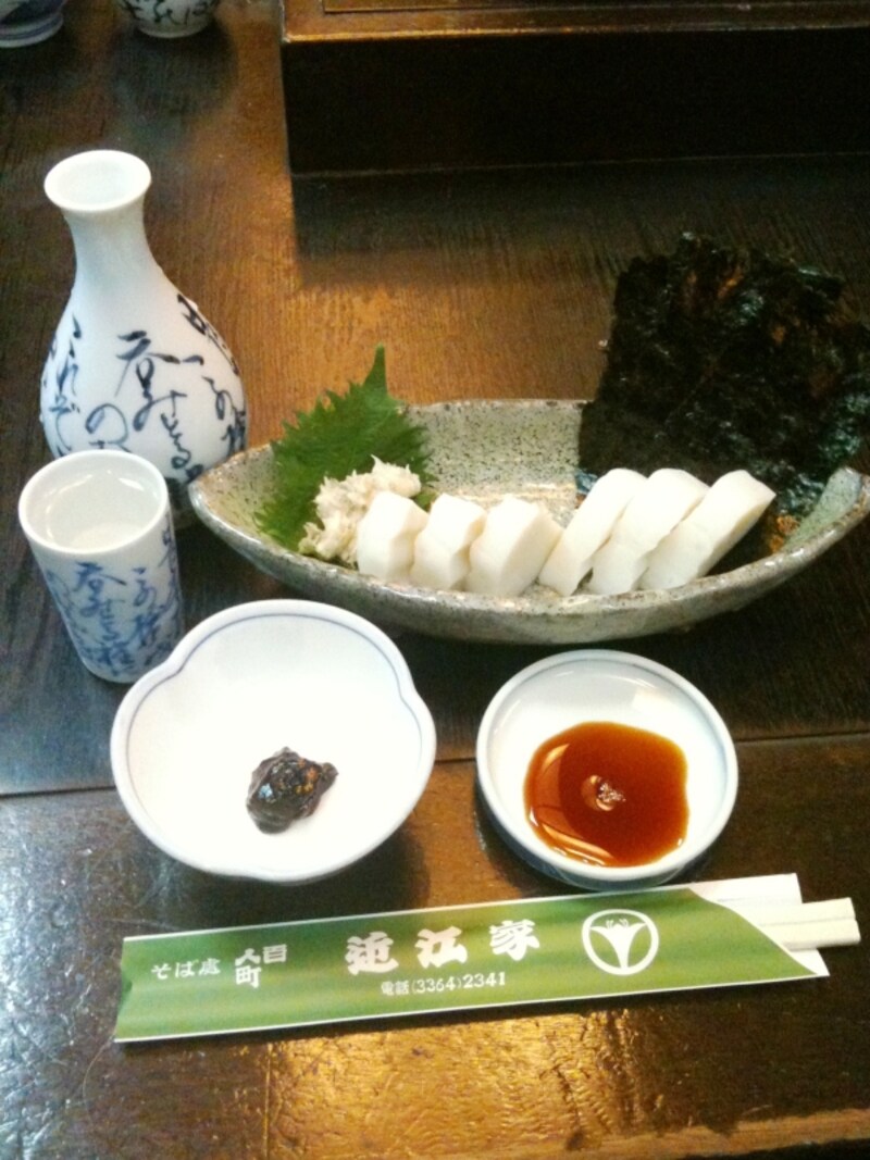 お酒のつまみも豊富な同店