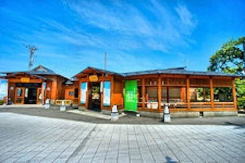 無料足湯「湯足美」