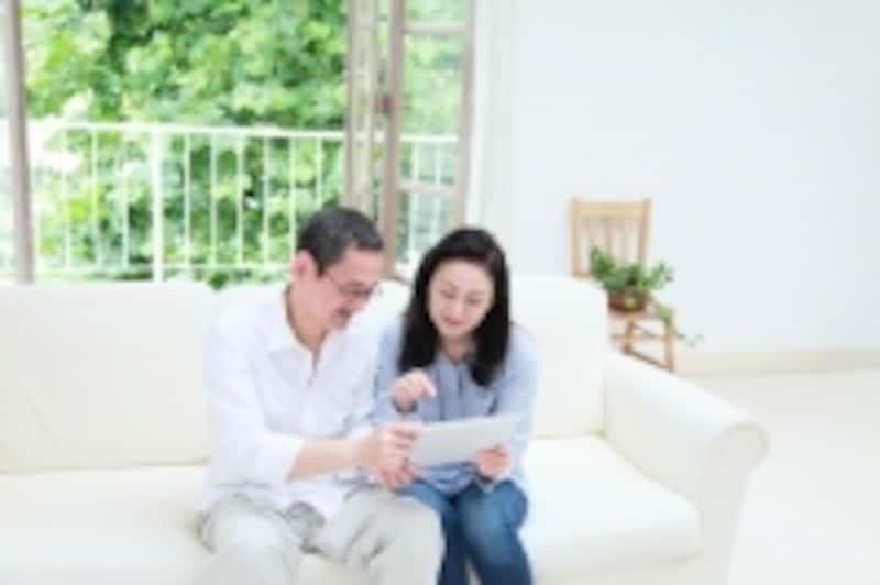 年金だけでは老後の生活費をまかなうことはできない