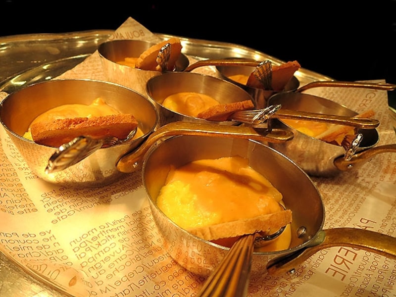 ココット入り小エビのクリーム スクランブルエッグ