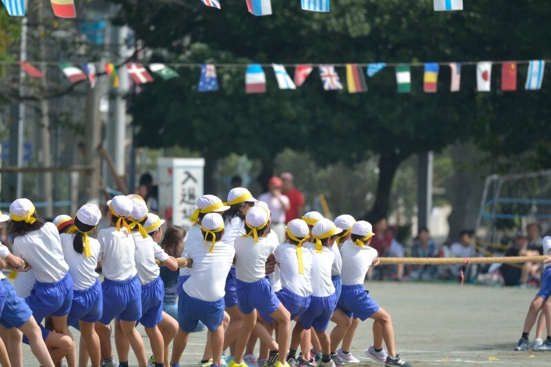 「がんばれ～！」応援にも熱が入る運動会
