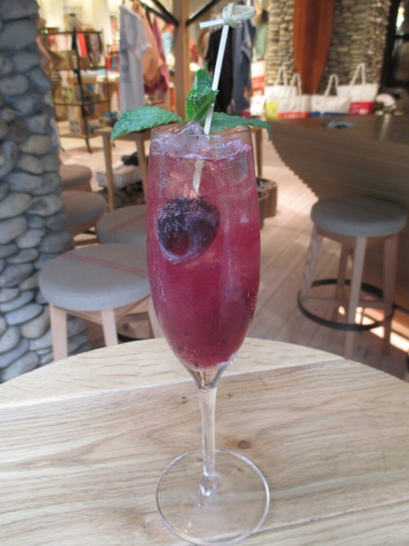 「Kyoho Royal」（巨峰ロワイヤル）