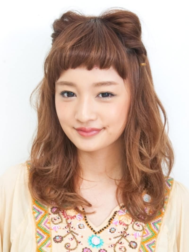 小さめの猫耳はナチュラルキュートな印象に