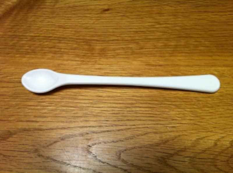 自分で食べたがる子どもに 長めのスプーン 離乳食 All About