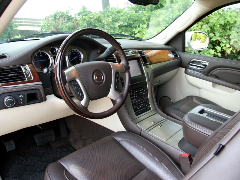 キャデラック エスカレード