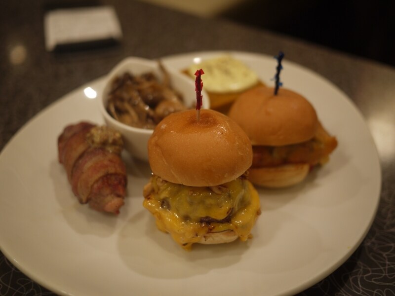 秋のダイナー御膳