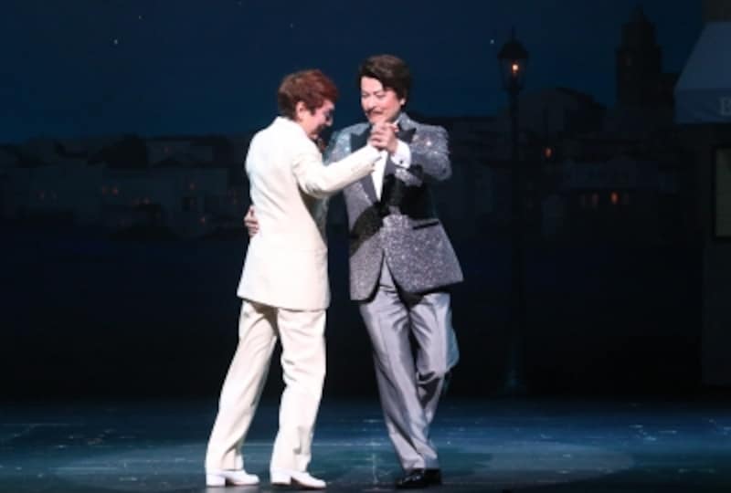 『ラ・カージュ・オ・フォール』2018undefined写真提供：東宝演劇部