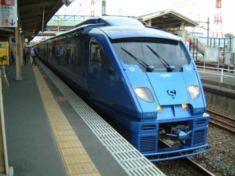 博多から別府・大分方面へのJR九州 特急「ソニック」