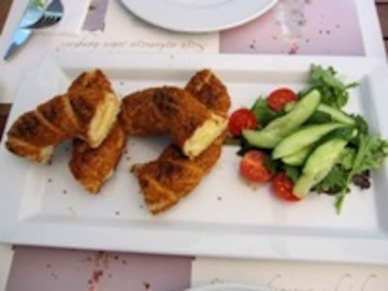 レストランのシミット