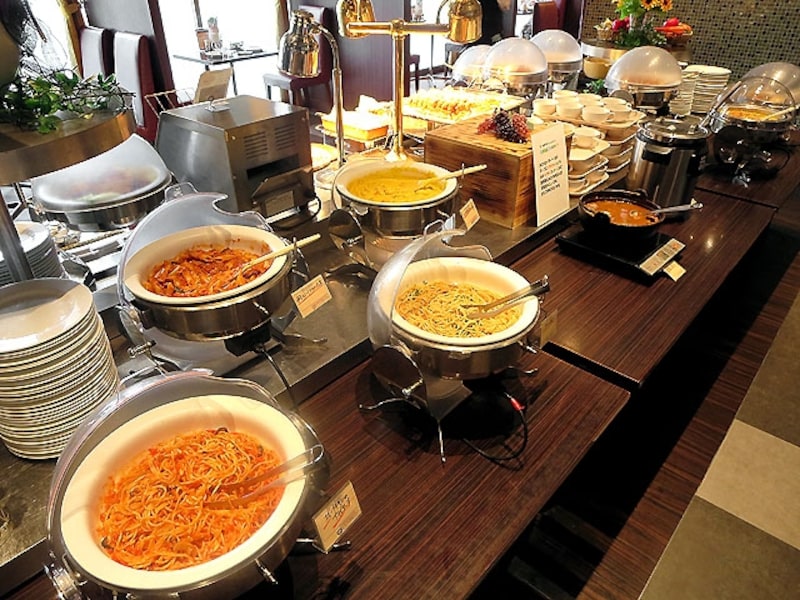 ラ・マレーア 主菜のデザート台