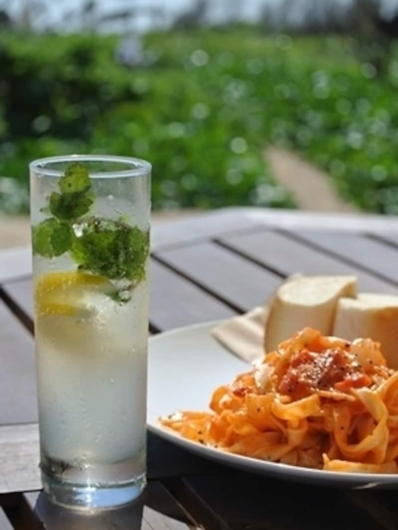 「ヴェンターレ カフェ」のパスタ＆モヒート！