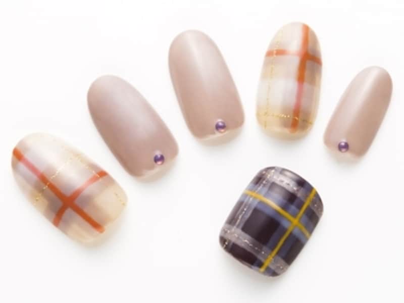 温かみを感じる秋冬仕様のチェック