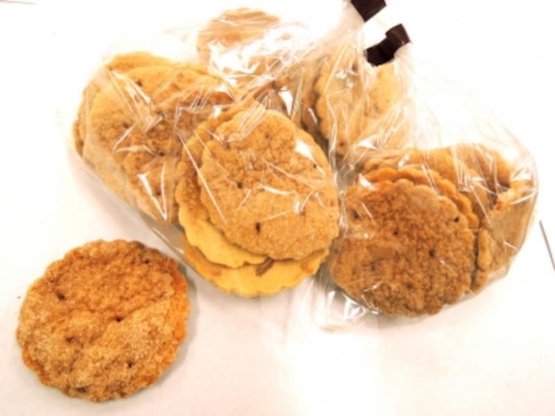 シナモンチップス