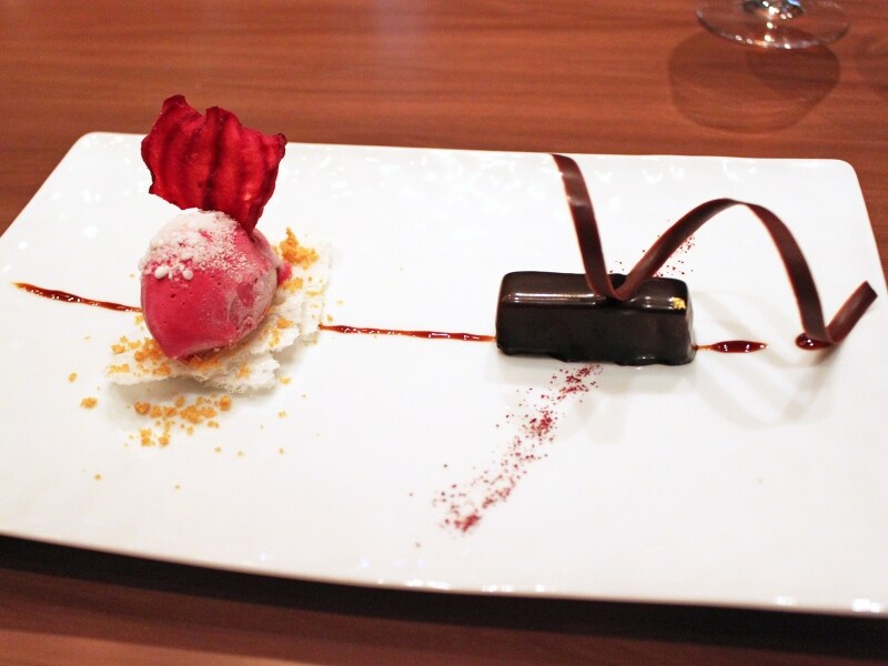 「ロイヤル・チョコレート・フラッシュ ビーツと牛乳の異色コラボ」