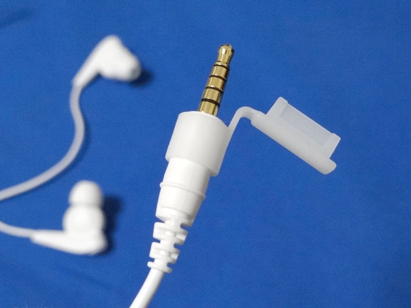 NW-F885undefinedプラグ部