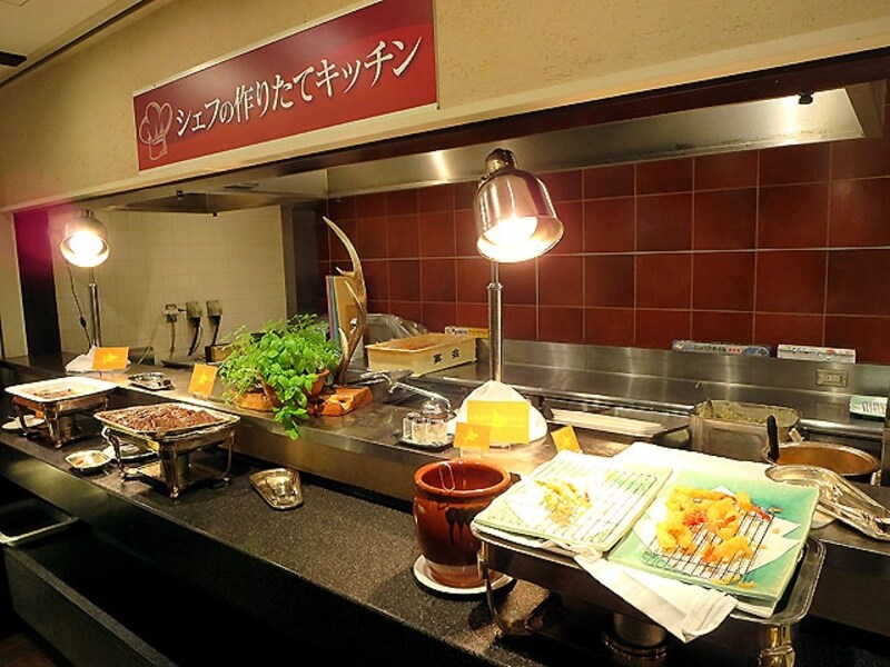 シェフの作り立てキッチン