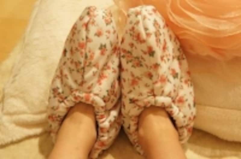 朝起きたら脱げているくらいゆるい靴下が理想ですよ！