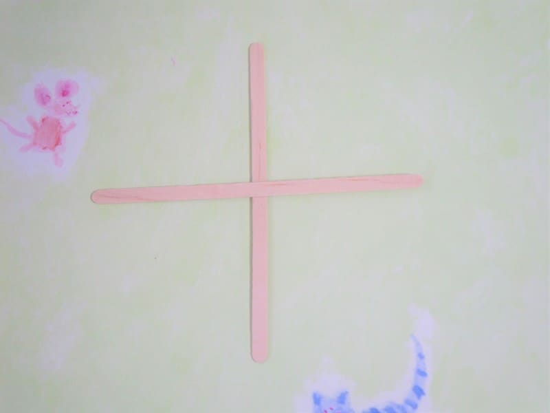 ゴッドアイ作り方　木のスティック　重ねる