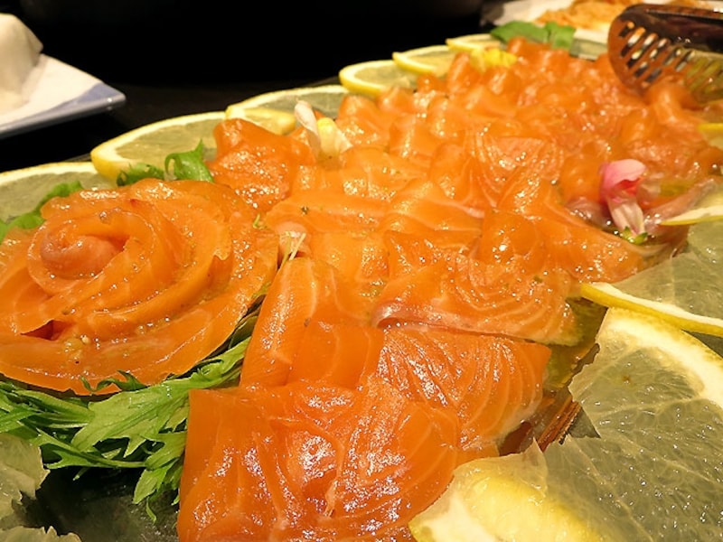 ノルウェーサーモンのマリネ 山椒風味ドレッシング