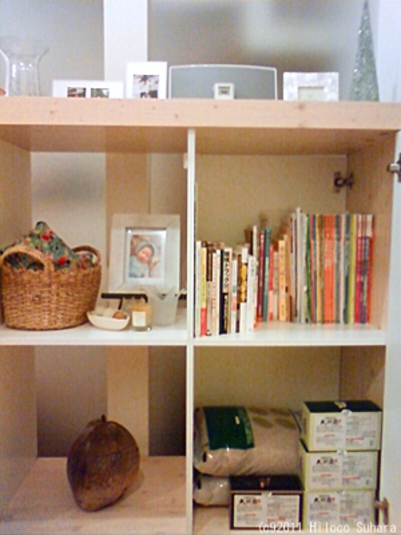 キャビネットの収納