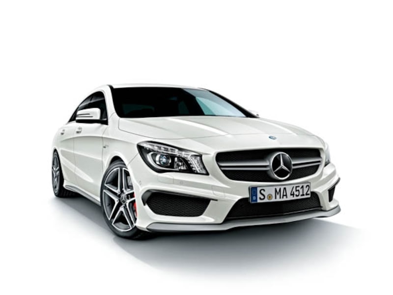 M・ベンツCLA45AMG4マチック