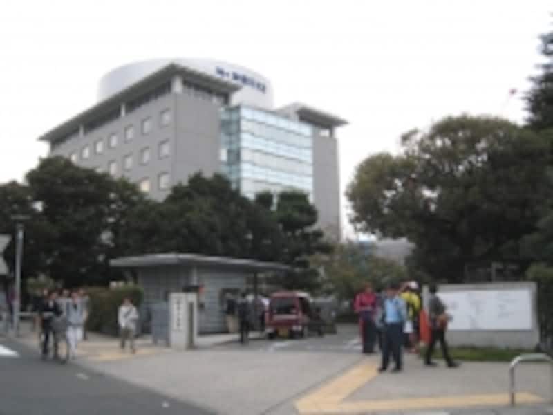 神奈川大学