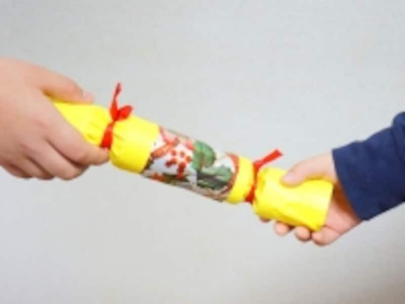 二人で引っ張る