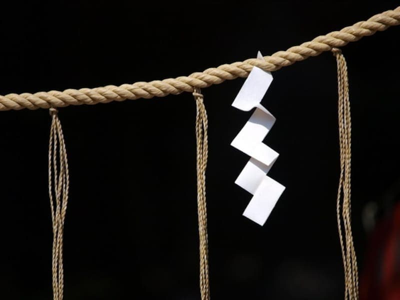 神社がしめ縄を張りめぐらせるのと同じ理由なんですね