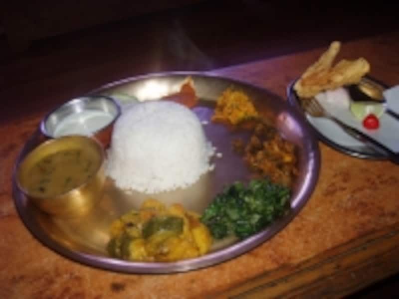 ローカルレストランのダルバート