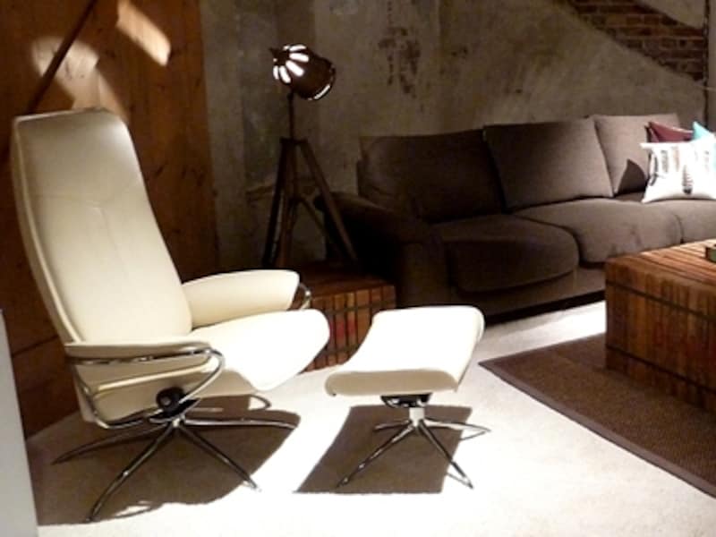 リクライニングチェア