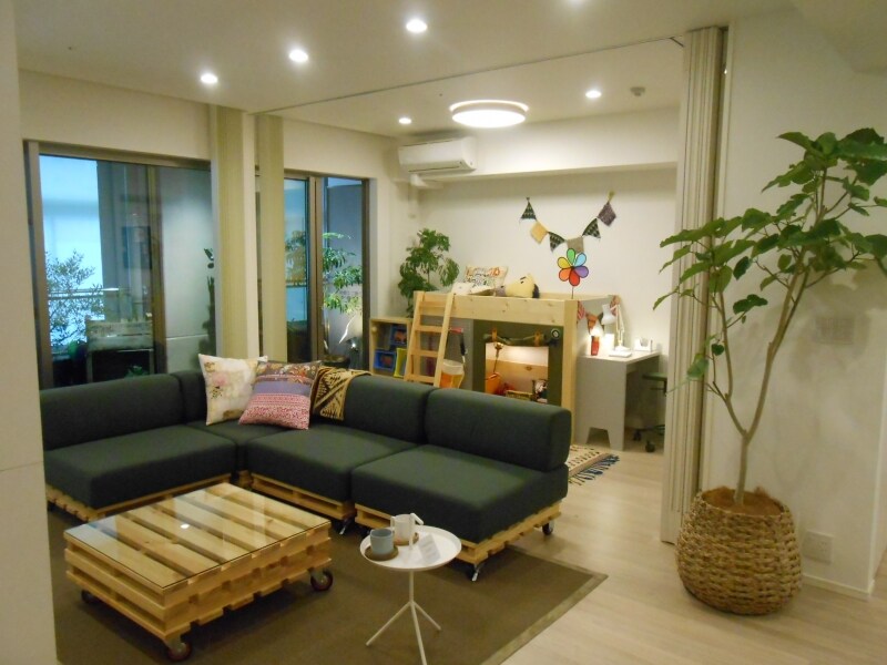 パークシティ大崎undefinedザundefinedタワーのモデルルームのリビング