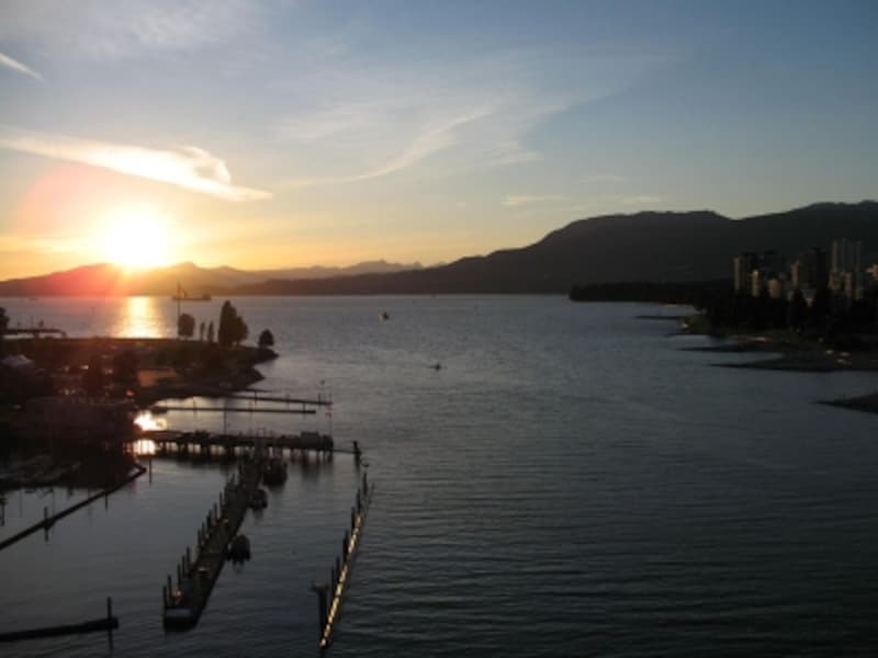 バンクーバーの夏の夕暮れ。これで21時過ぎ！