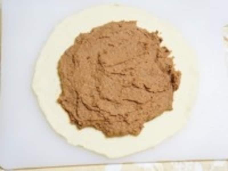 クリームをのせる