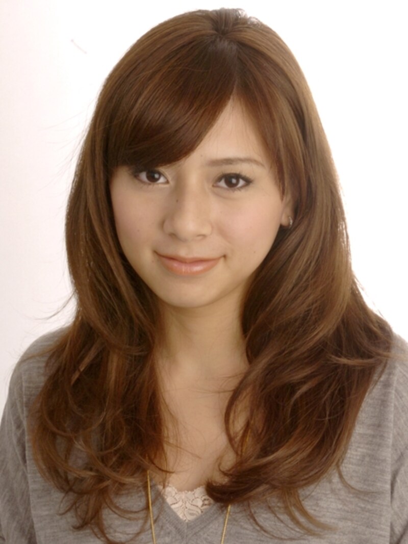 セミロングレイヤー