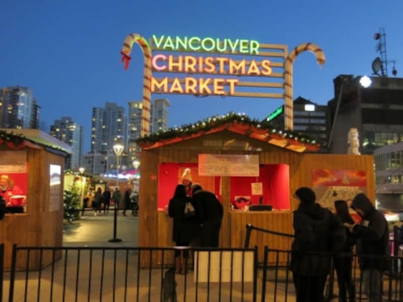 入り口には大きなサインがあるので、場所は一目瞭然