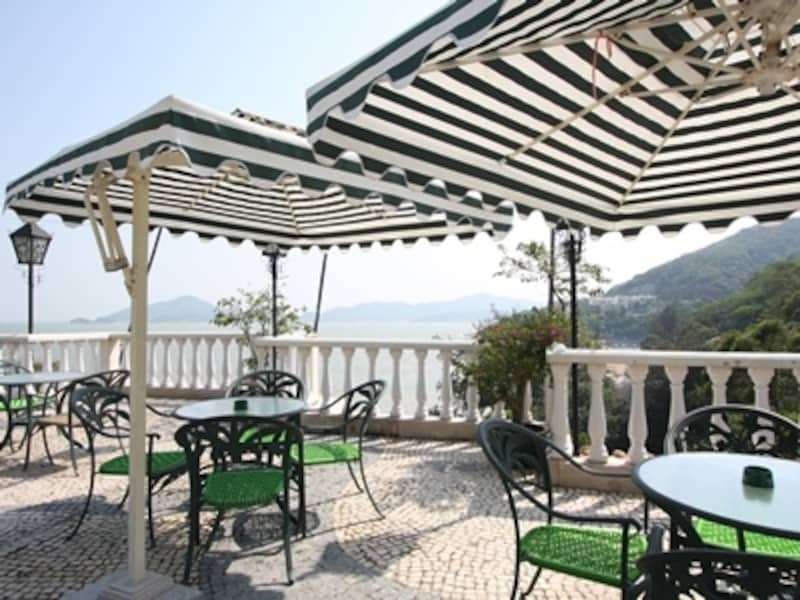 テラス席 (c) Miyuki Kume