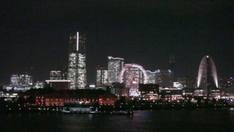 ▲夜の帳が降りた横浜の夜景