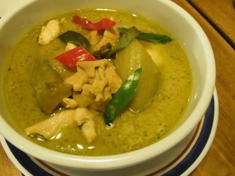 鶏とナスのグリーンカレーundefined680円