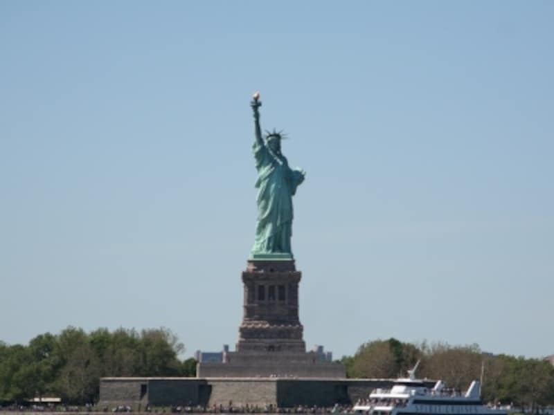 ニューヨークと言えば自由の女神ははずせない！