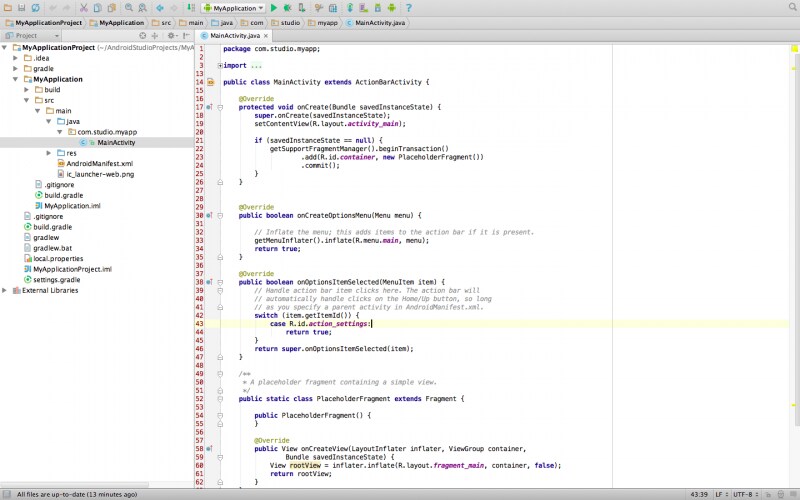 プロジェクト作成完了後の様子。MainActivity.javaファイルを開いている